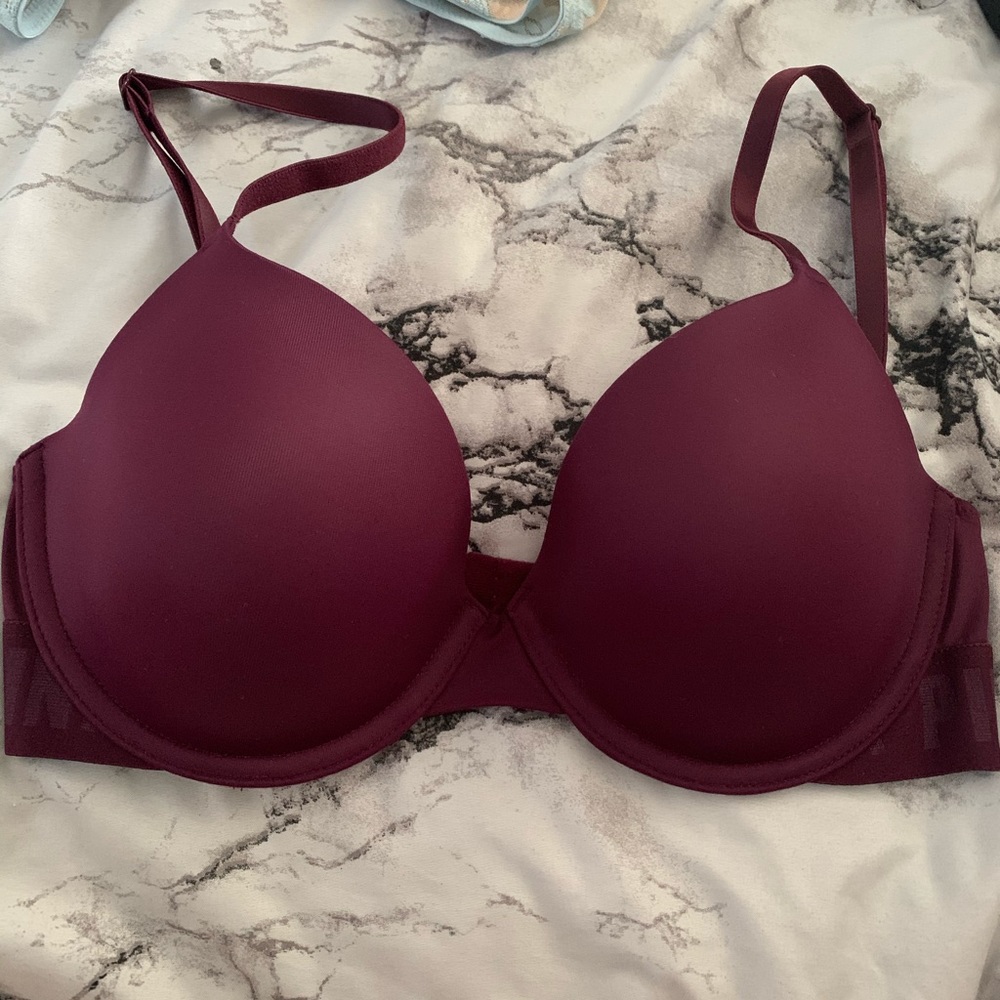 VS PINK maroon bra